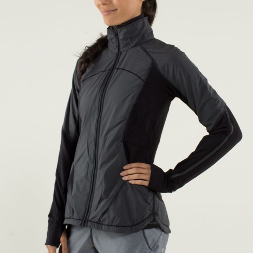 Lululemon Can't Stop Jacket Mini Hyper Stripe Baroque Blue / Black Women’s Sz 8